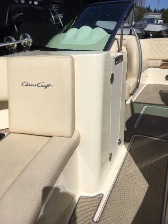 Used 2019 Chris Craft Power Boat for sale